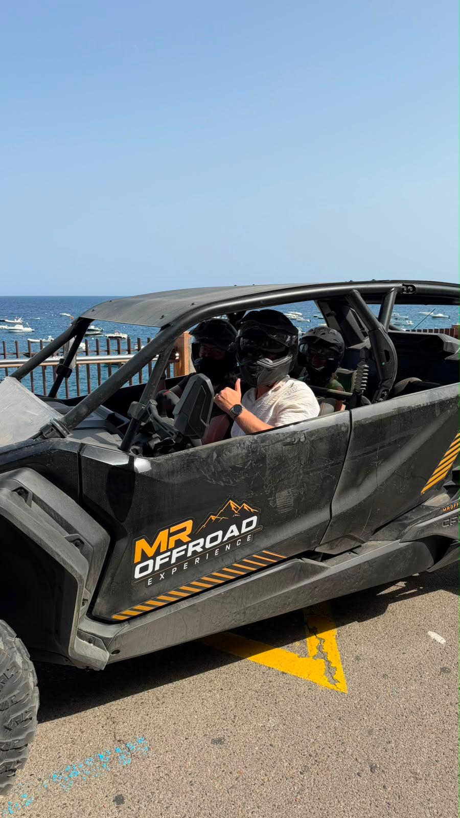 Cliente disfrutando de una experiencia offroad en la Costa Brava con MR Offroad Experience (2)
